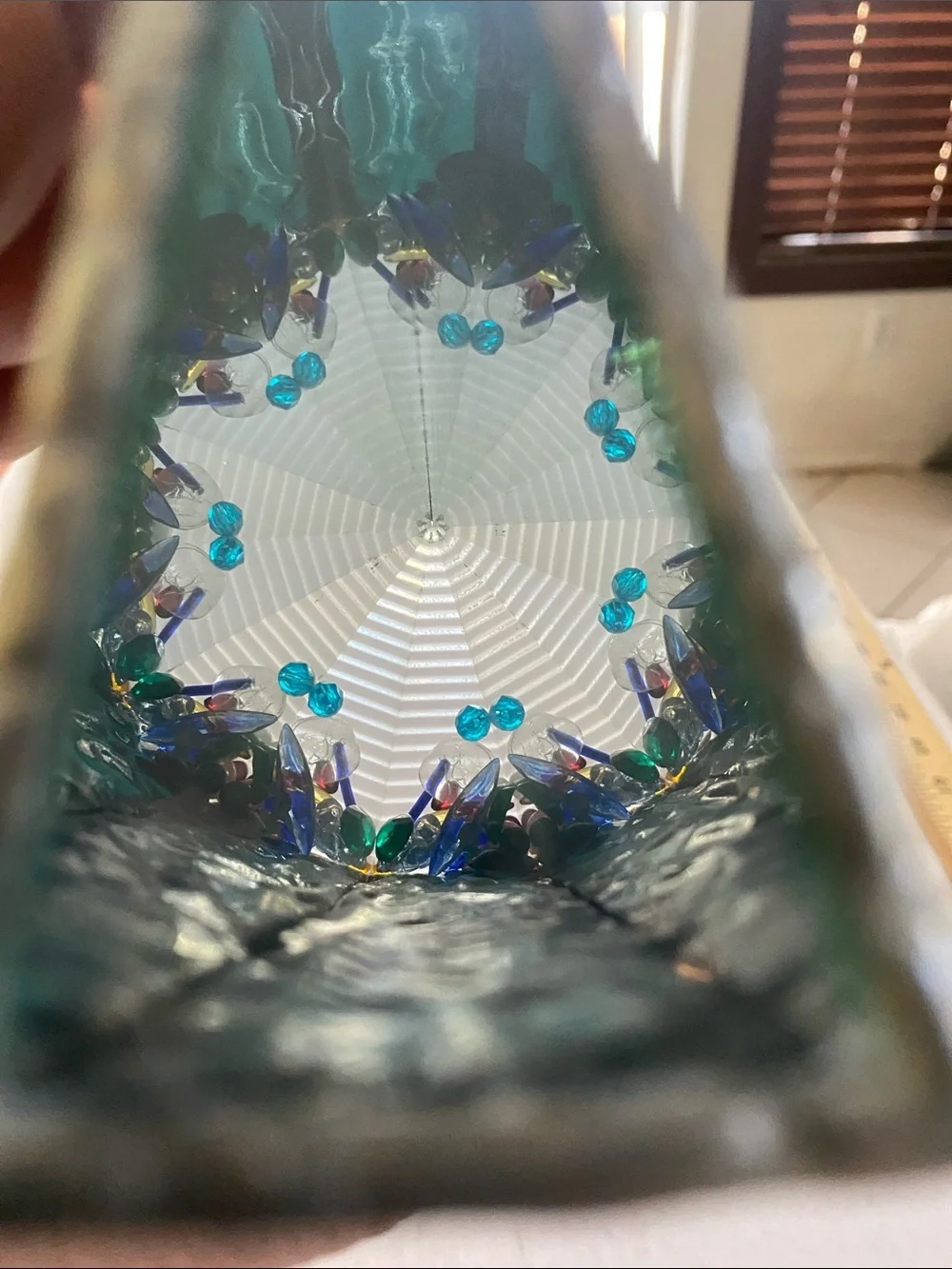 Vintage Dawn Parlamento Signed “ P’ZZAZ” Stained Glass Kaleidoscope 6”x3”x1.5”